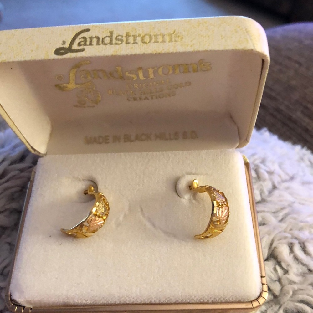 Landstroms Black Hills gold earrings